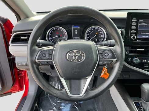 Used 2024 Toyota Camry LE image 10