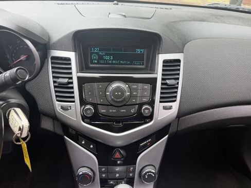 Used 2012 Chevrolet Cruze Eco FWD image 25