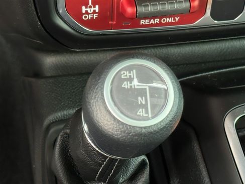 New 2026 Jeep Gladiator Mojave image 27