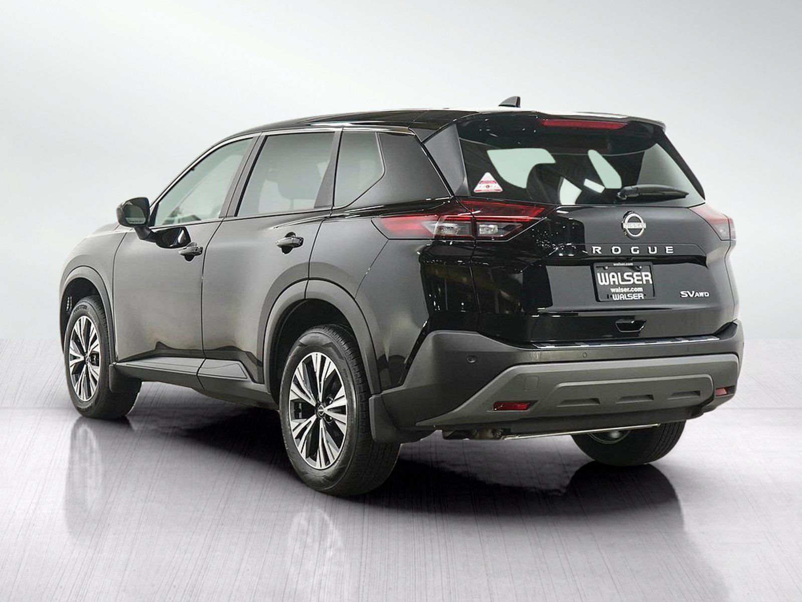 Used 2023 Nissan Rogue SV AWD/4WD image 3