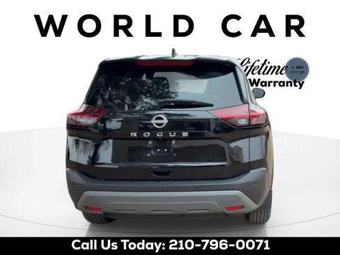 Used 2023 Nissan Rogue S FWD image 6