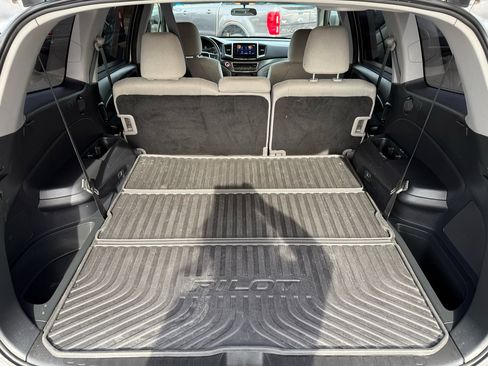 Used 2017 Honda Pilot EX image 15