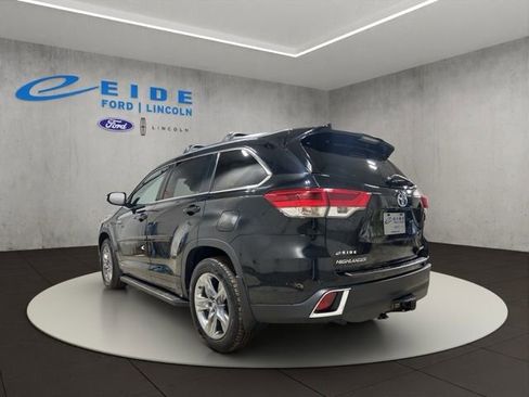 Used 2018 Toyota Highlander Limited Platinum AWD/4WD image 8