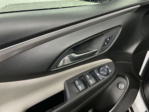 Certified 2024 Buick Envista Avenir image 22