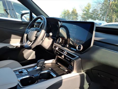 Certified 2024 Lexus RX 350 Premium w/ Accessory Package (P1) image 32