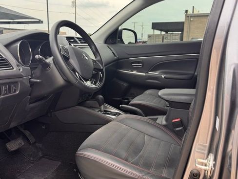 Used 2023 Mitsubishi Outlander Sport SE AWD/4WD image 6