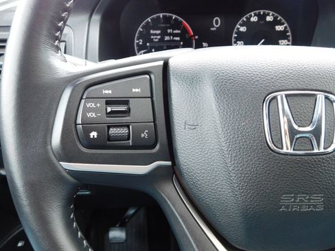 Used 2025 Honda Ridgeline RTL image 32