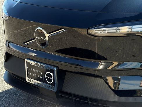 Certified 2025 Volvo EX30 Ultra image 6
