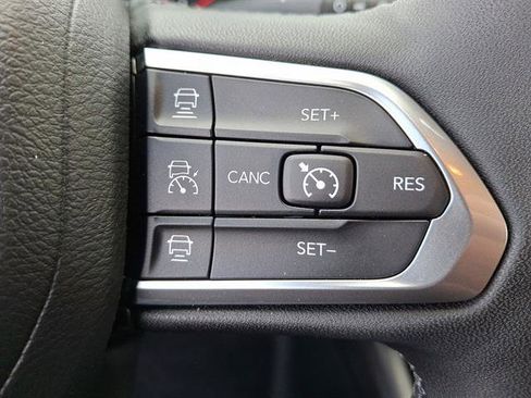 Used 2024 Jeep Compass Limited image 21