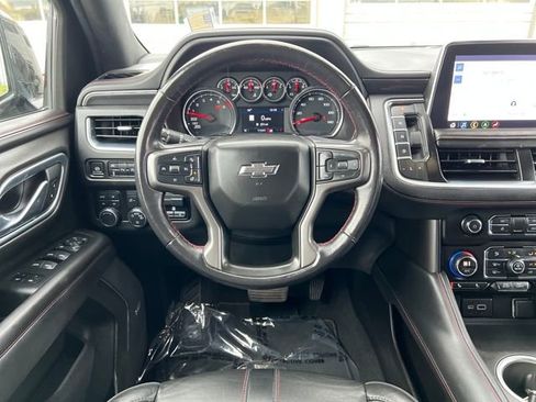 Used 2021 Chevrolet Suburban RST w/ Luxury Package image 16