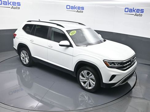 Used 2021 Volkswagen Atlas SE w/ Towing Package image 47