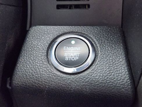 Used 2018 Ford F150 Lariat w/ Equipment Group 502A Luxury AWD/4WD image 26