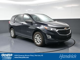 Used 2020 Chevrolet Equinox LS w/ LS Convenience Package image 1