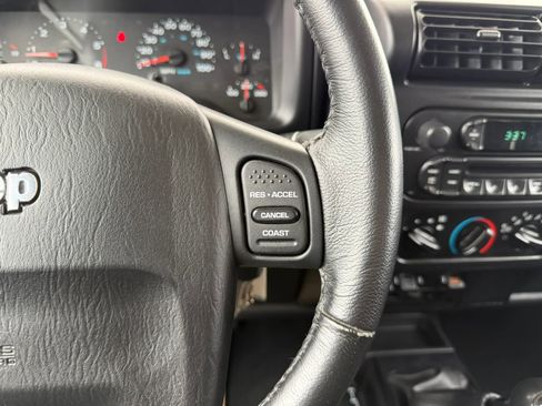 Used 2006 Jeep Wrangler Rubicon AWD/4WD image 26