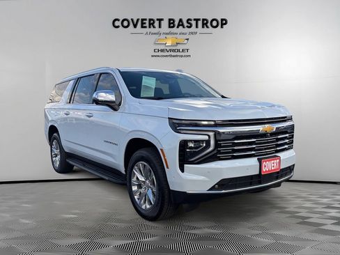 Used 2026 Chevrolet Suburban Premier AWD/4WD image 6