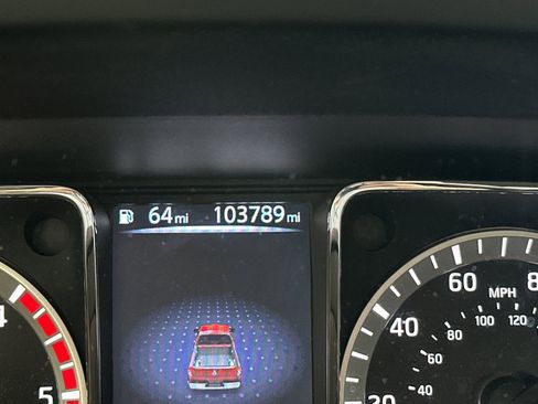 Used 2016 Nissan Titan Platinum Reserve image 25