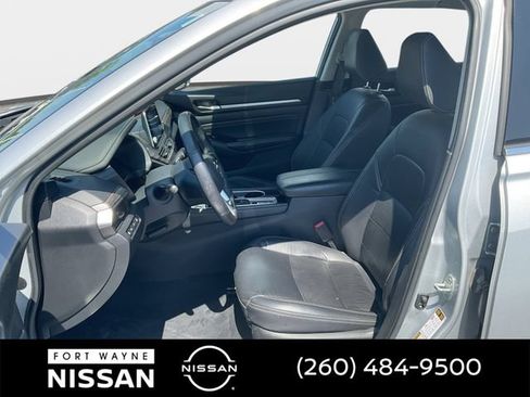 Used 2021 Nissan Altima 2.5 Platinum AWD/4WD image 13