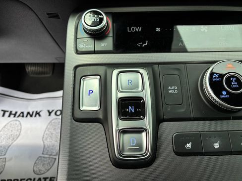 Used 2024 Hyundai Palisade Calligraphy AWD/4WD image 17