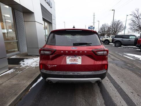 Certified 2025 Ford Escape Active w/ Active Premium Tech Pack image 4