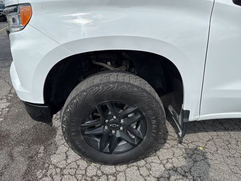 Used 2023 Chevrolet Silverado 1500 LT Trail Boss image 14