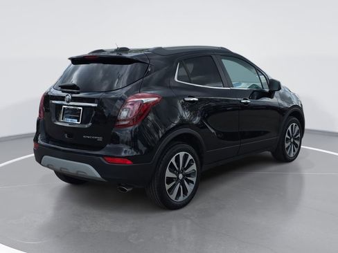 Certified 2021 Buick Encore Preferred AWD/4WD image 3