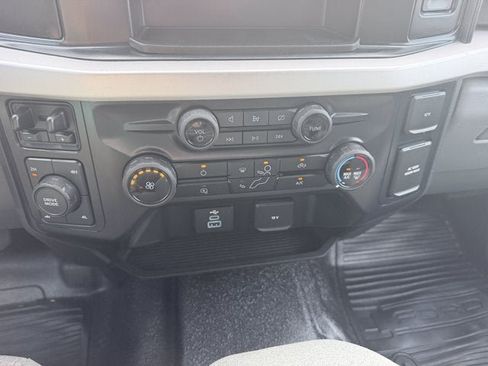 Used 2024 Ford F350 XLT AWD/4WD image 14