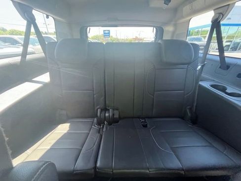 Used 2017 Chevrolet Suburban LT AWD/4WD image 20