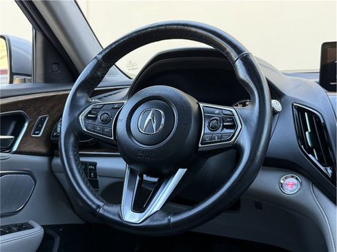 Used 2019 Acura RDX FWD w/ Advance Package image 9