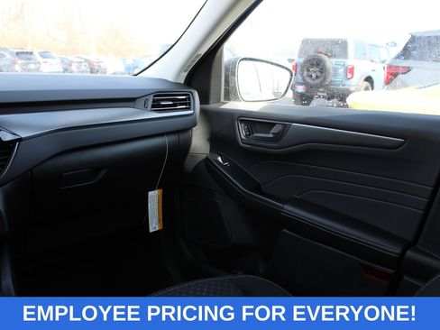 New 2026 Ford Escape Active w/ Cold Weather Package AWD/4WD image 11