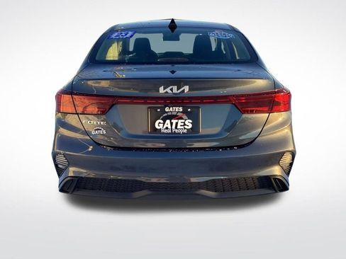 Used 2023 Kia Forte LXS w/ LXS Technology Package image 9
