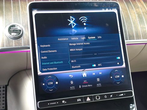 Used 2021 Mercedes-Benz S 580 4MATIC Sedan w/ AMG Line image 59