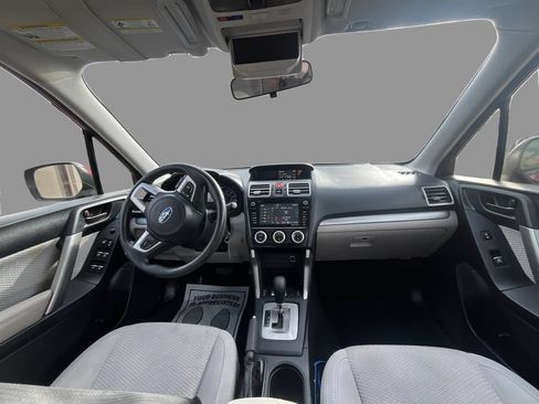 Used 2018 Subaru Forester 2.5i Premium w/ All-Weather Package AWD/4WD image 9