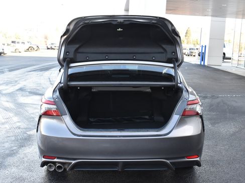 Used 2024 Toyota Camry XSE image 8