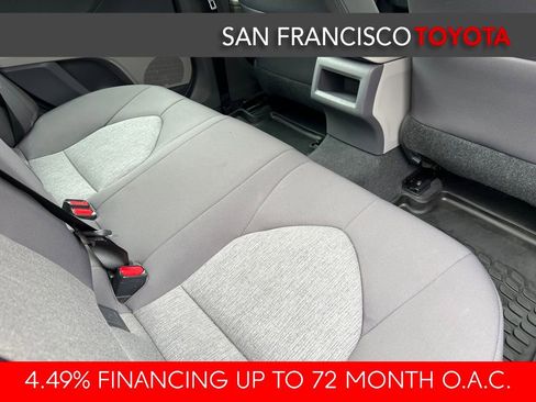 Certified 2020 Toyota Camry LE image 18