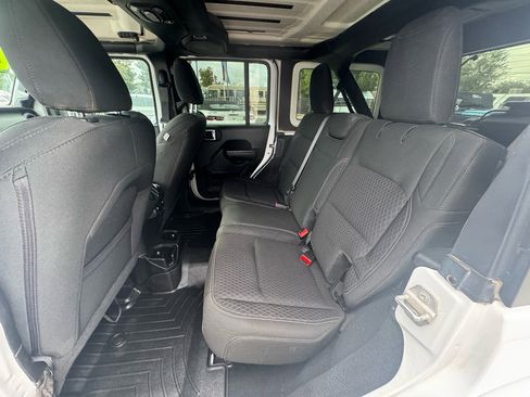 Used 2021 Jeep Wrangler Unlimited Sport image 14
