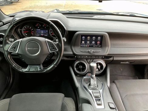 Used 2021 Chevrolet Camaro LT image 14