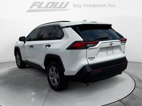 Used 2025 Toyota RAV4 XLE w/ Convenience Package AWD/4WD image 5