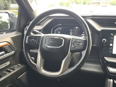 Used 2022 GMC Sierra 1500 Denali w/ Denali Reserve Package AWD/4WD image 39