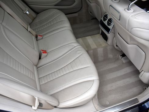 Used 2019 Mercedes-Benz S 560 4MATIC Sedan image 44