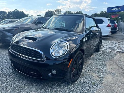 Used 2010 MINI Cooper John Cooper Works FWD image 1