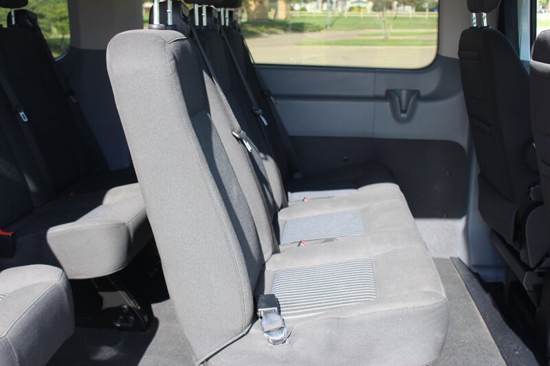 Used 2018 Ford Transit 350 XL RWD image 18