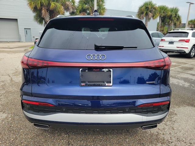 Certified 2025 Audi Q5 Premium Plus w/ Premium Plus AWD/4WD image 6