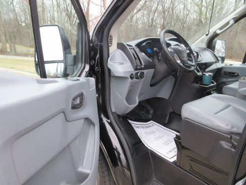 Used 2017 Ford Transit 150 130 Low Roof w/ Exterior Upgrade Package image 28