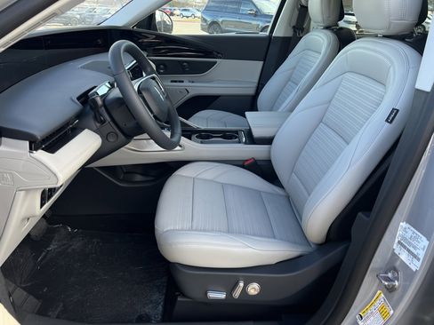 New 2026 Lincoln Nautilus Reserve w/ Jet Appearance Package image 25