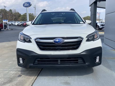 Used 2021 Subaru Outback Premium image 12