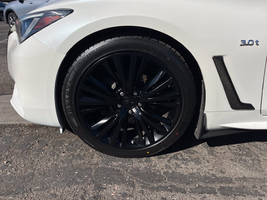 Used 2017 INFINITI Q60 3.0t w/ Premium Plus Package 3.0T RWD image 24