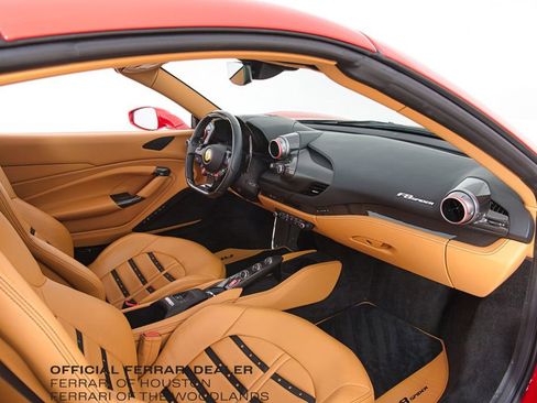 Used 2021 Ferrari F8 Tributo RWD image 16
