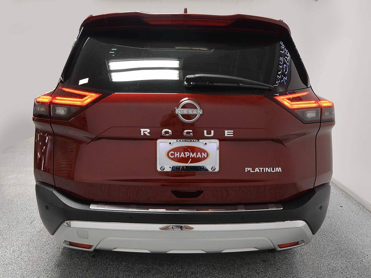 Used 2022 Nissan Rogue Platinum w/ Head-Up Display Package FWD image 4