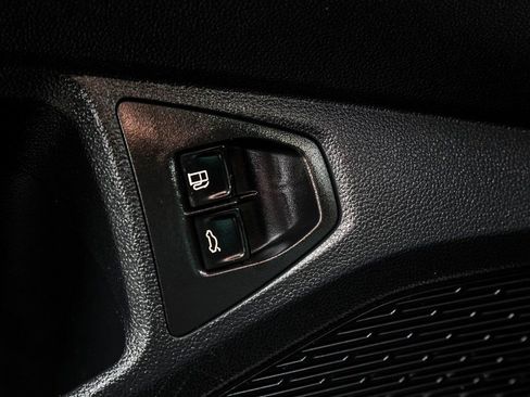 Used 2024 Volkswagen Jetta SE image 43