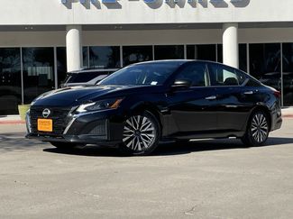 Used 2024 Nissan Altima 2.5 SV video 1